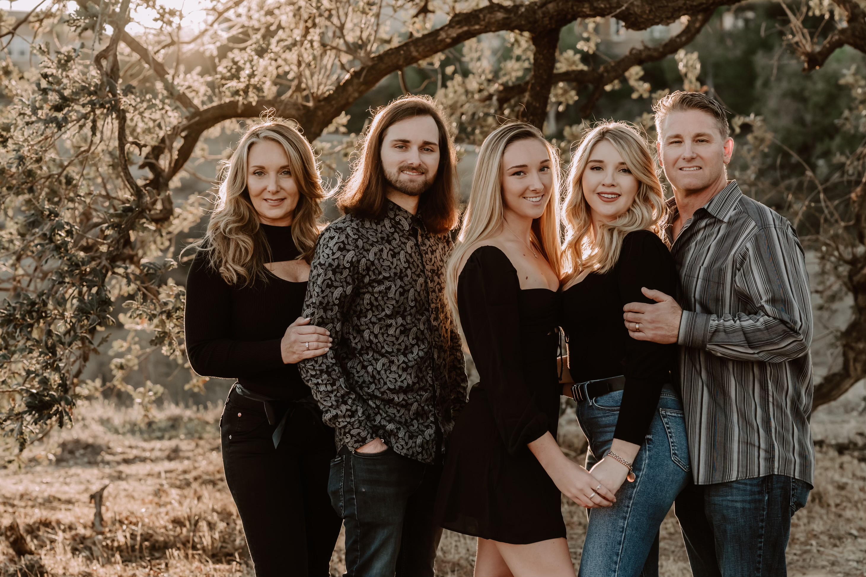 Dawn Smollen and Family under Oak Trees